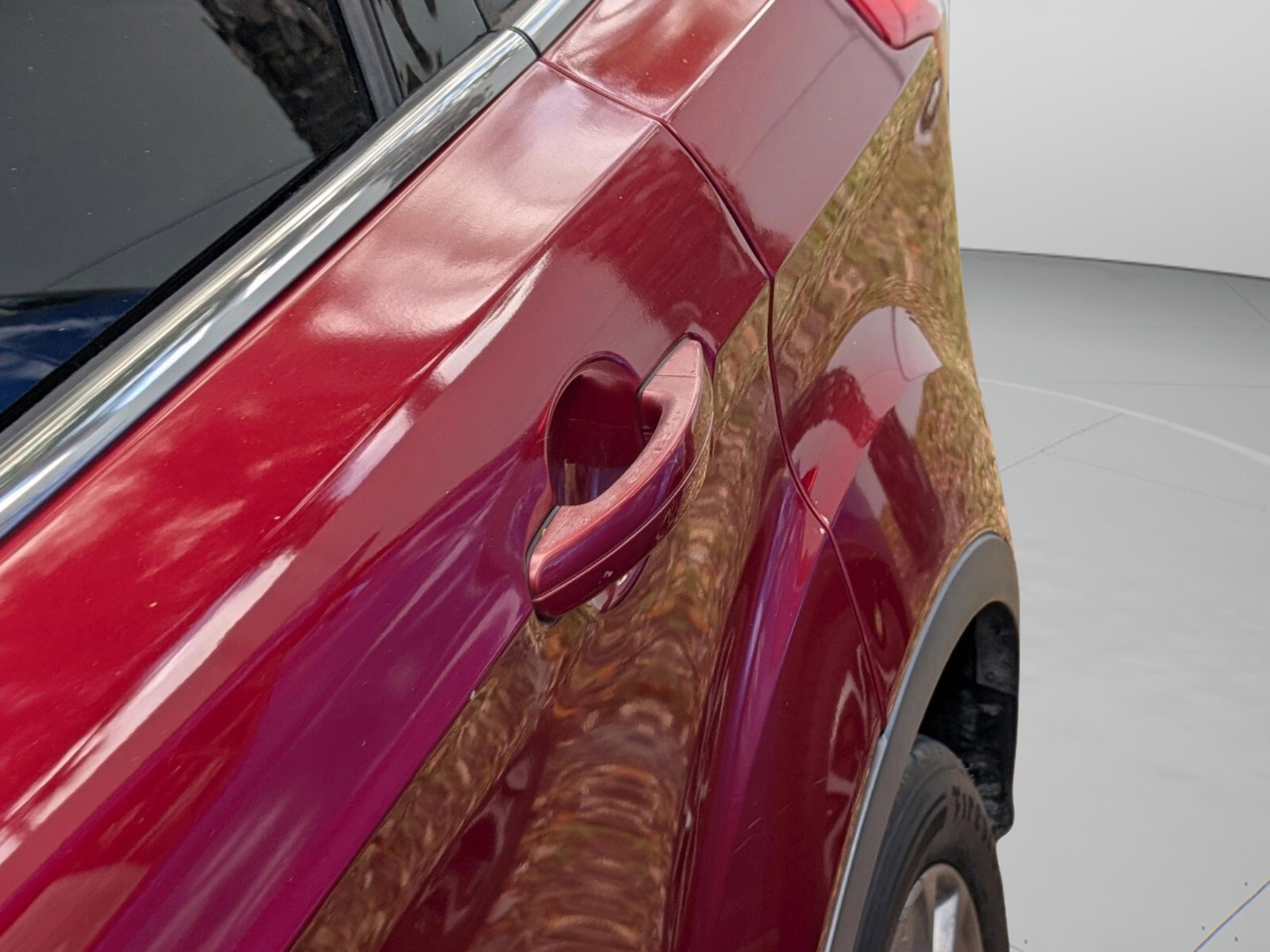 Used 2013 Ford Escape SEL image 16