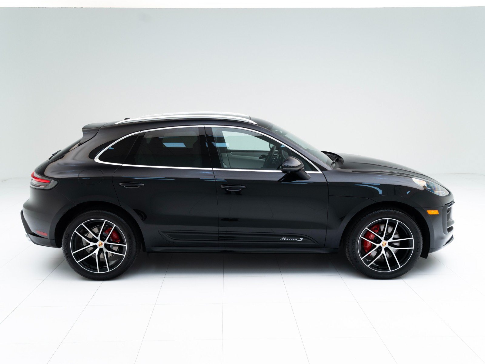 New 2026 Porsche Macan S AWD/4WD image 8