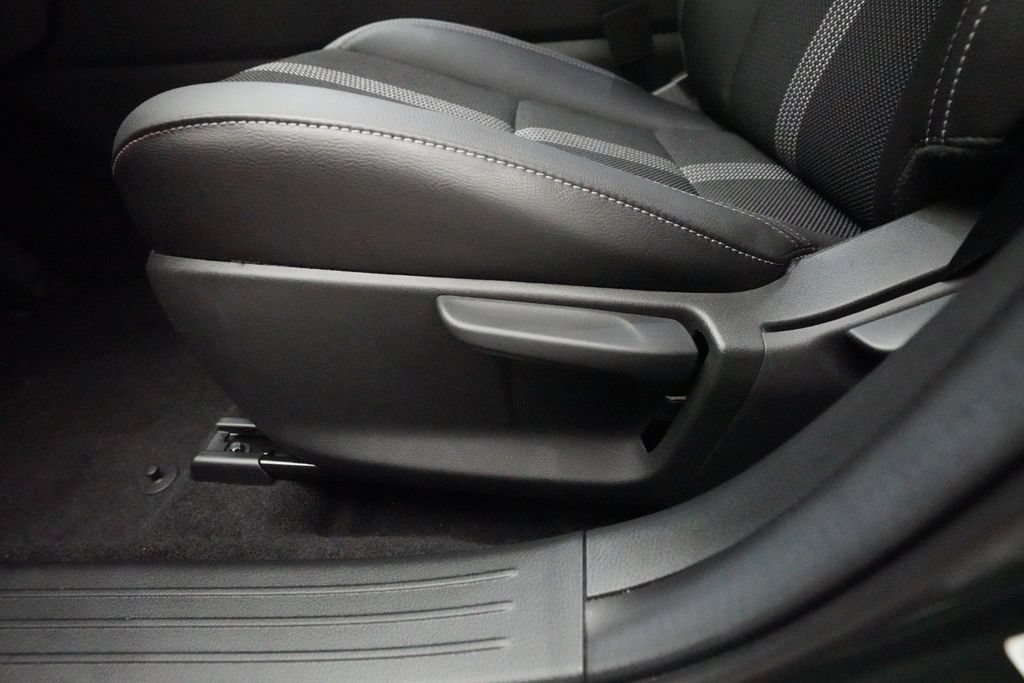 Certified 2026 MAZDA CX-50 AWD 2.5 S w/ Select Package image 29