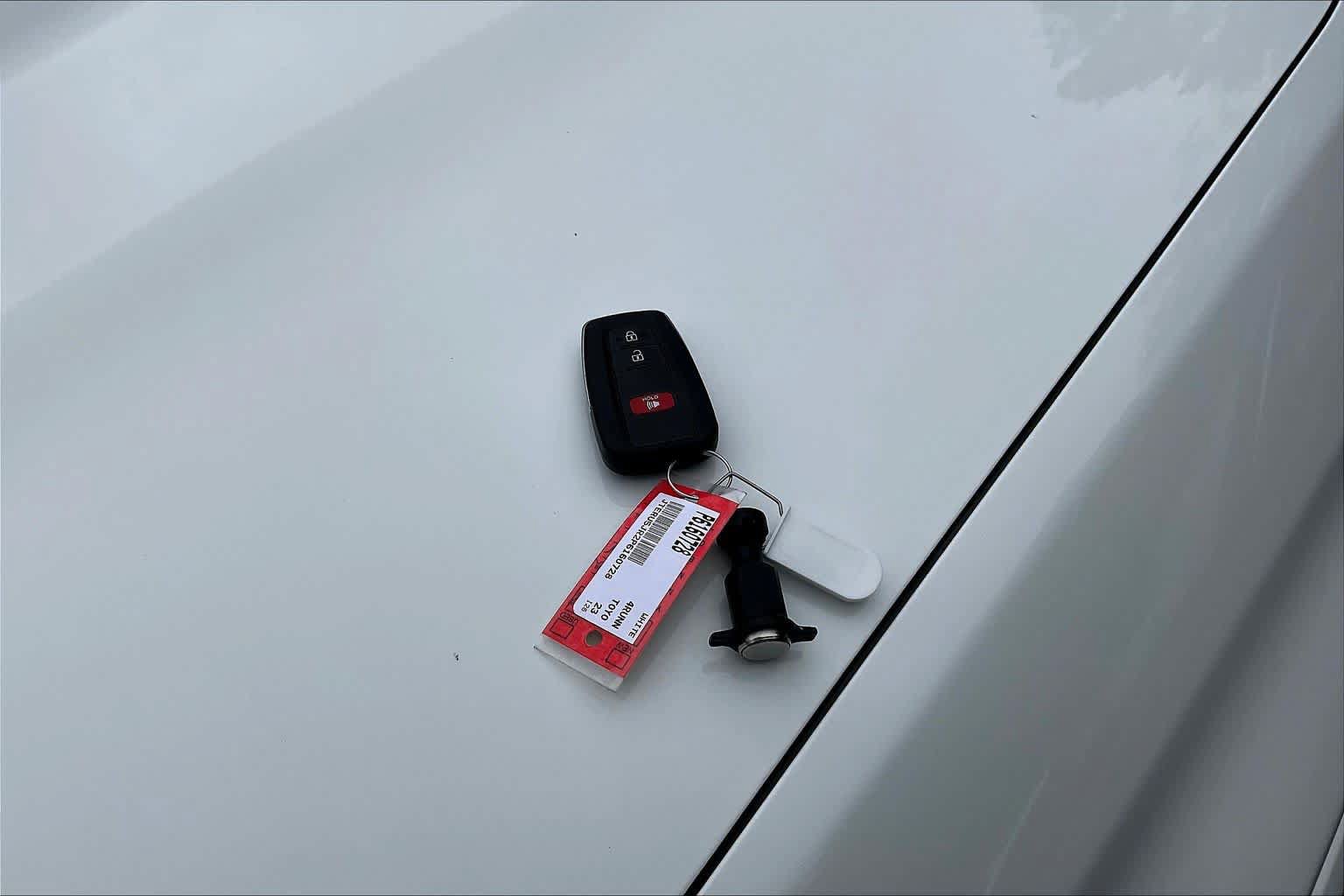 Used 2023 Toyota 4Runner TRD Off-Road Premium w/ Moonroof Package AWD/4WD image 13