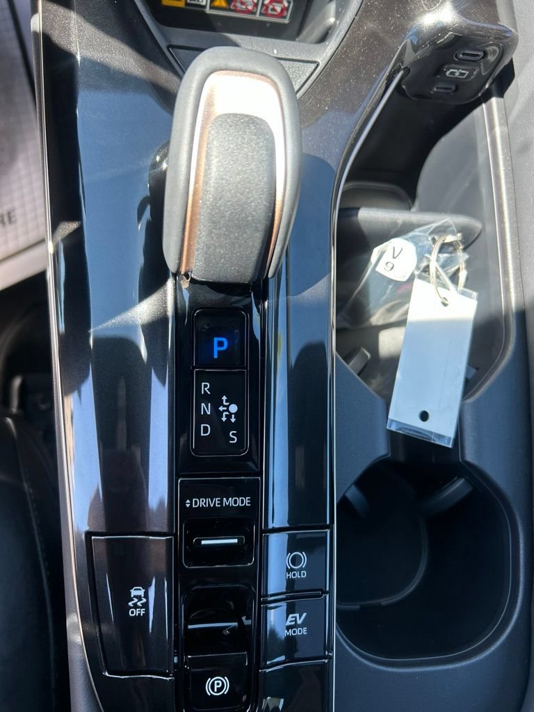 New 2026 Toyota Crown Signia AWD/4WD image 30