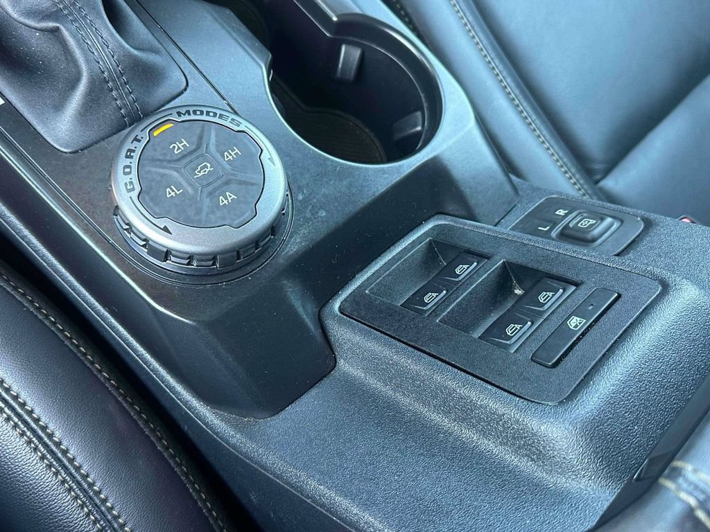 Certified 2025 Ford Bronco Badlands AWD/4WD image 31