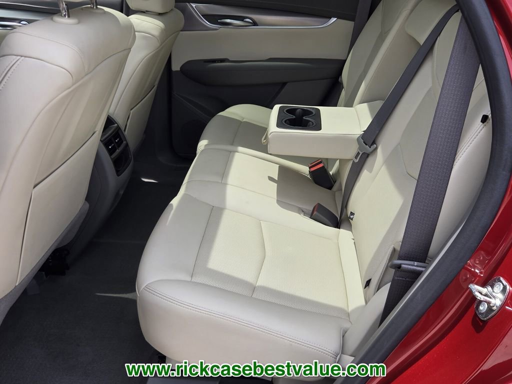 Used 2024 Cadillac XT5 Premium Luxury FWD image 11