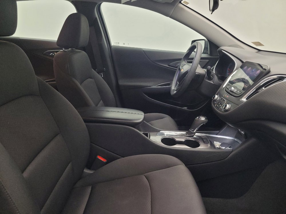 Used 2020 Chevrolet Malibu LT FWD image 21