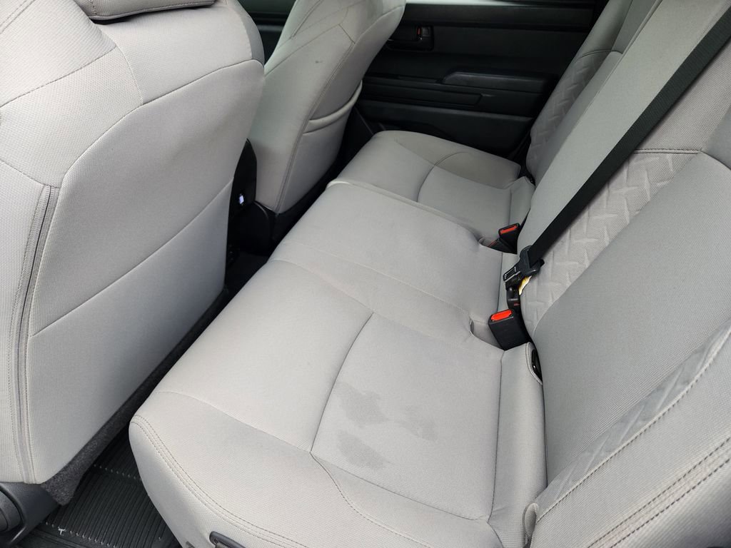 Used 2025 Toyota Tacoma SR5 AWD/4WD image 28