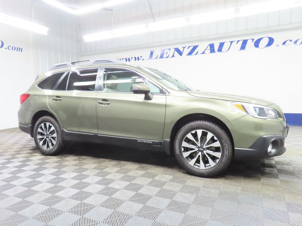 Used 2017 Subaru Outback 2.5i Limited AWD/4WD image 3