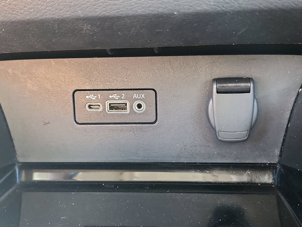 Used 2023 Nissan Altima 2.5 SV FWD image 18