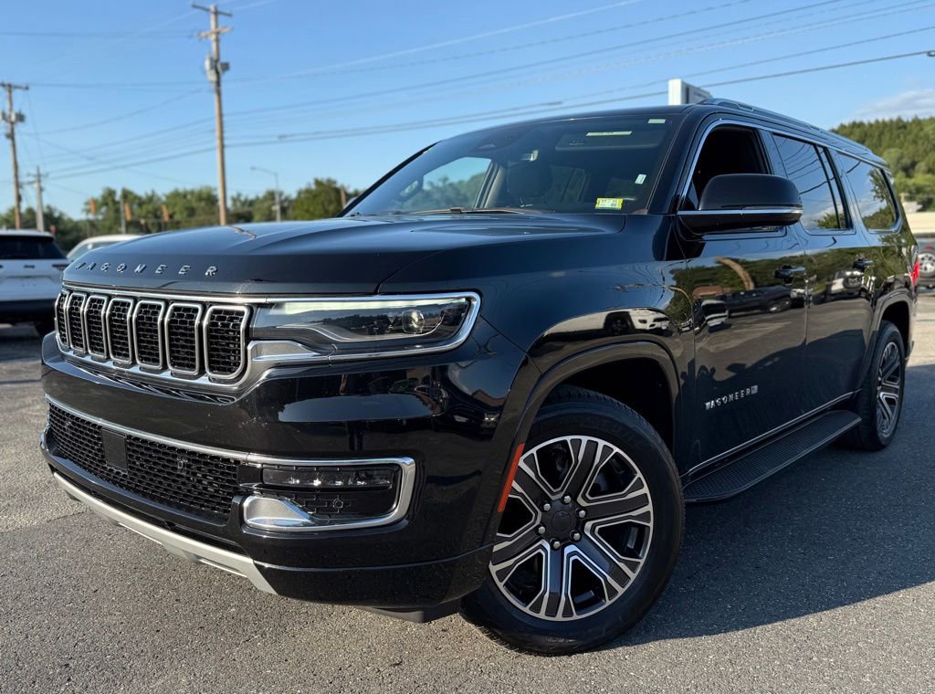 Used 2024 Jeep Wagoneer L Series II w/ Flexible Seating Group image 1