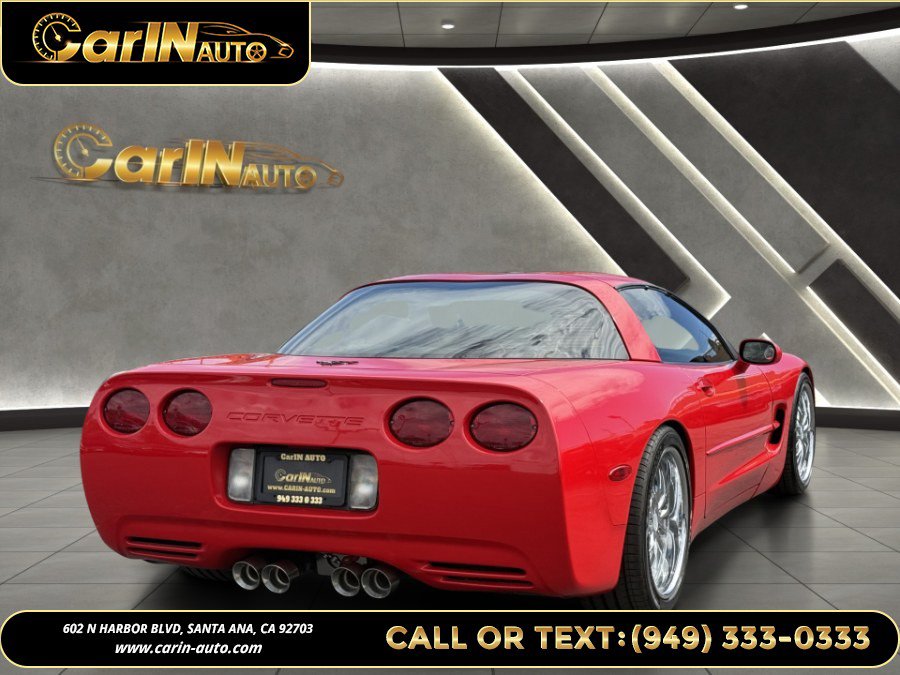 Used 2001 Chevrolet Corvette Coupe w/ Preferred Equipment Group1 RWD image 5