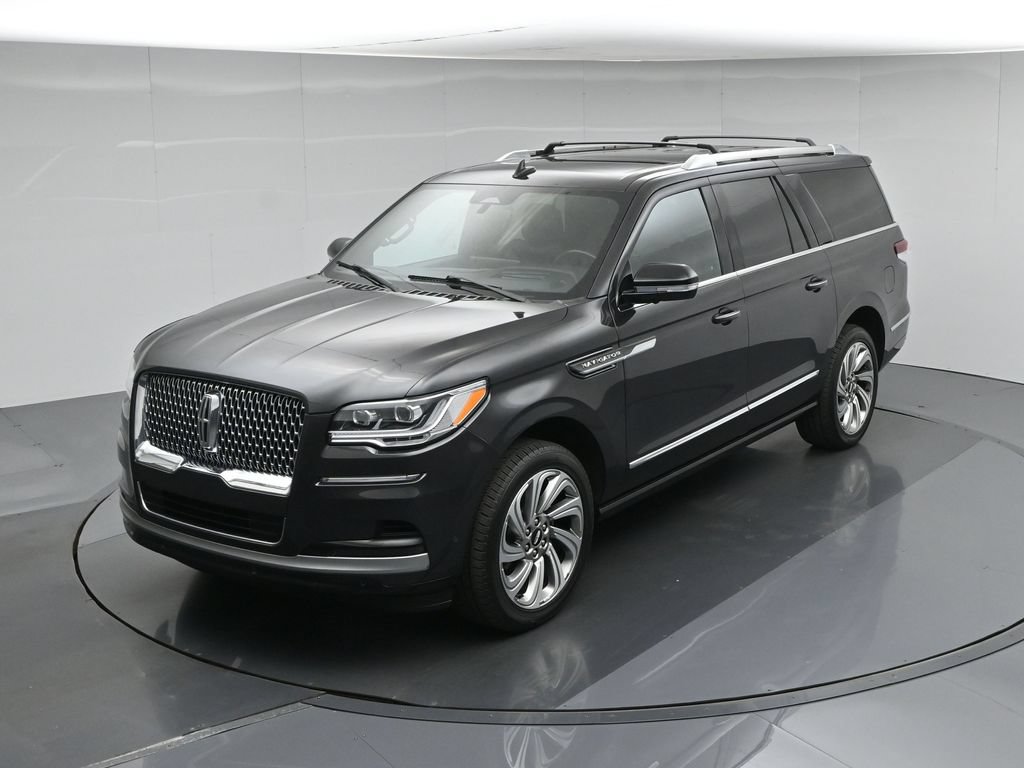 Used 2023 Lincoln Navigator L Reserve AWD/4WD image 40