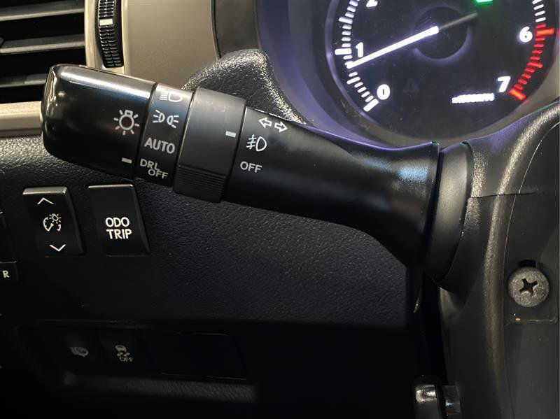 Used 2018 Lexus GX 460 Premium w/ Premium Package image 14