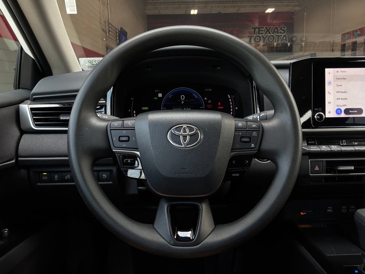 Used 2026 Toyota Camry LE FWD image 34