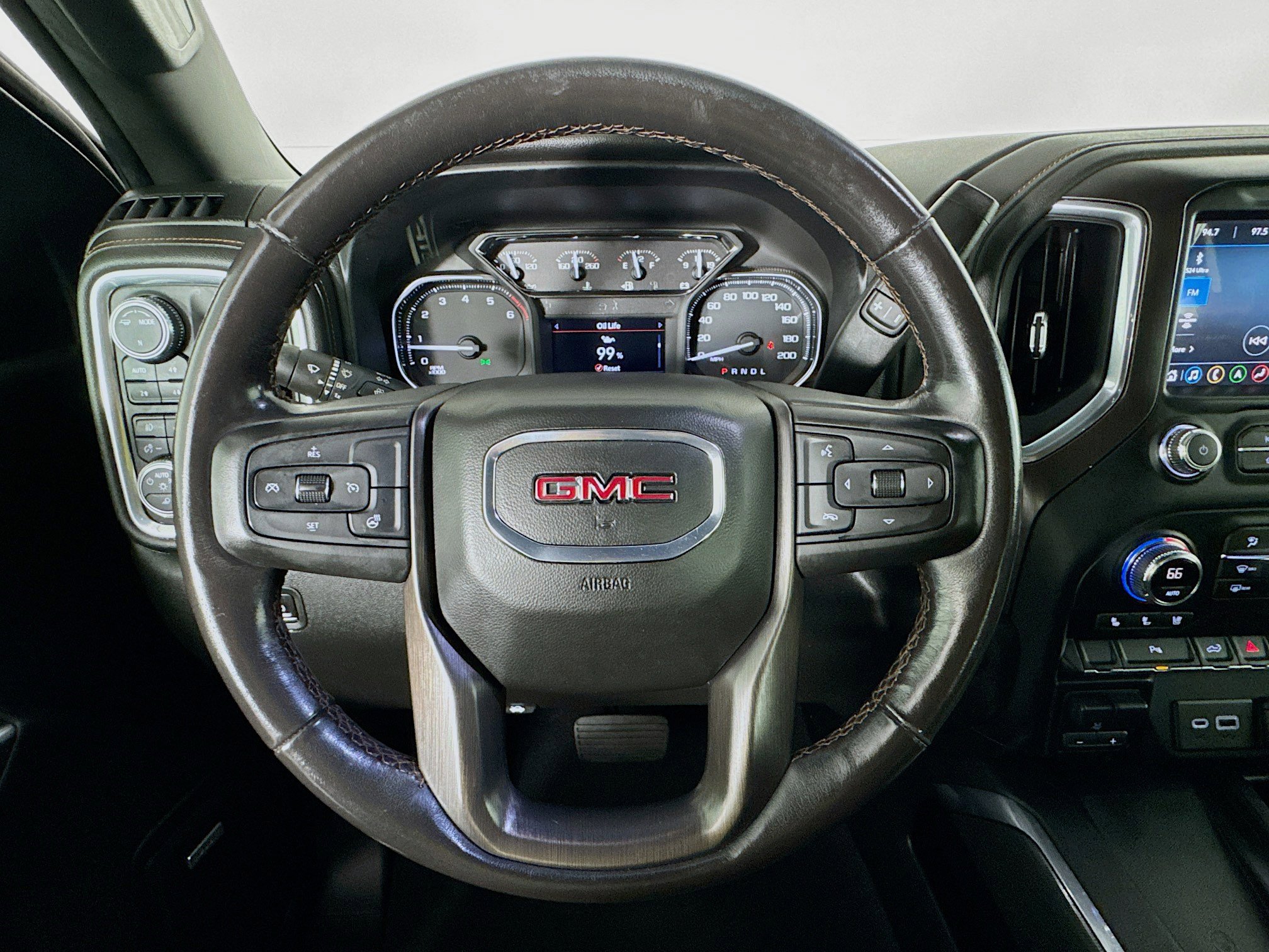 Used 2021 GMC Sierra 2500 AT4 w/ AT4 Preferred Package image 11