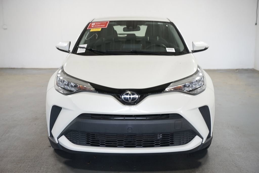 Used 2020 Toyota C-HR LE FWD image 2