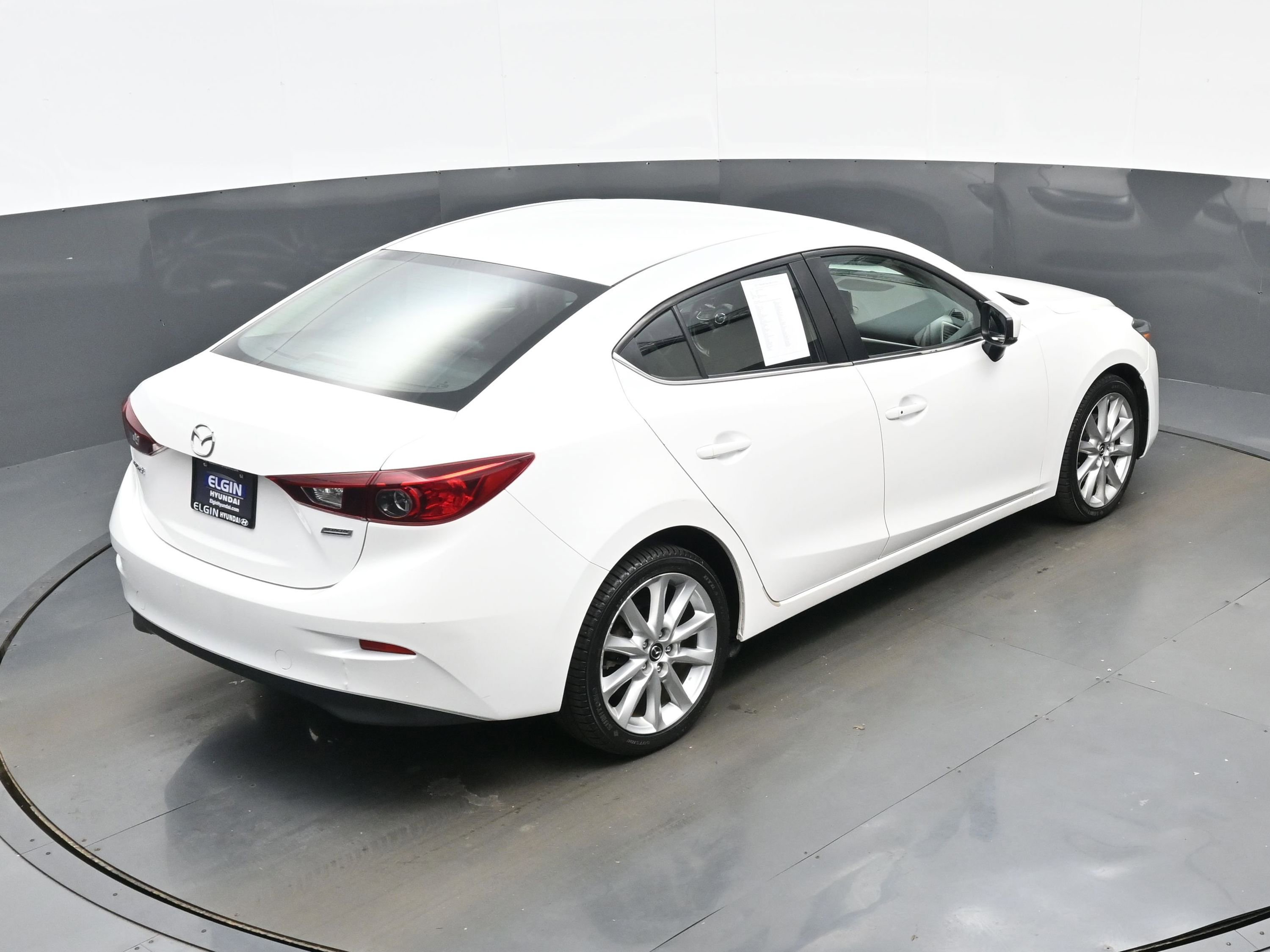 Used 2017 MAZDA MAZDA3 Touring FWD image 36