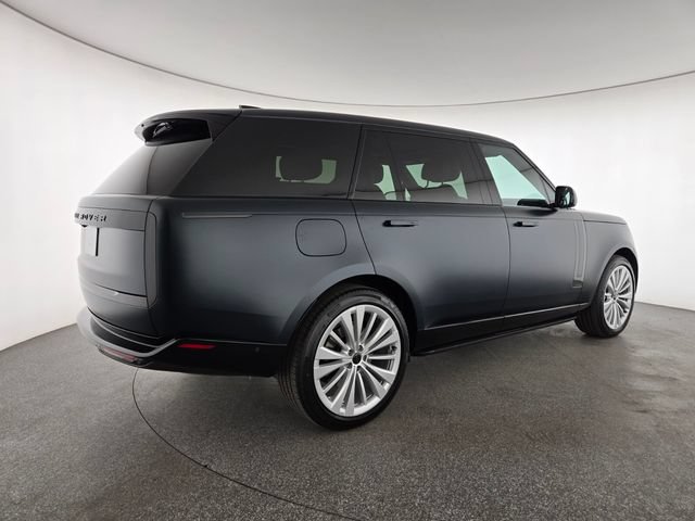New 2026 Land Rover Range Rover Long Wheelbase Autobiography AWD/4WD image 2