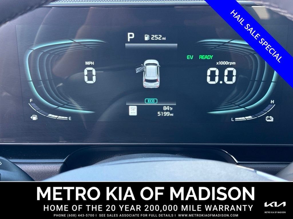 Used 2025 Kia Niro EX Touring FWD image 20
