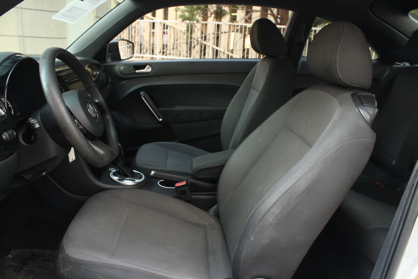 Used 2014 Volkswagen Beetle 1.8T FWD image 14