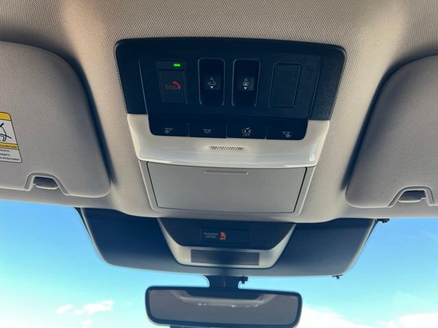 Used 2023 Nissan Pathfinder Platinum w/ Lighting Package (N93) FWD image 27