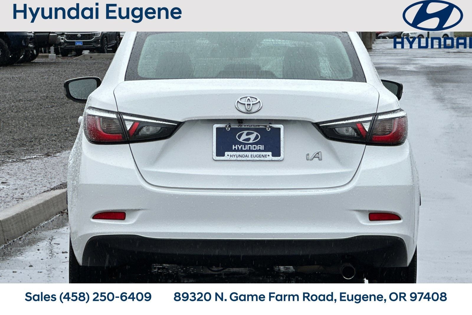 Used 2017 Toyota Yaris iA image 4