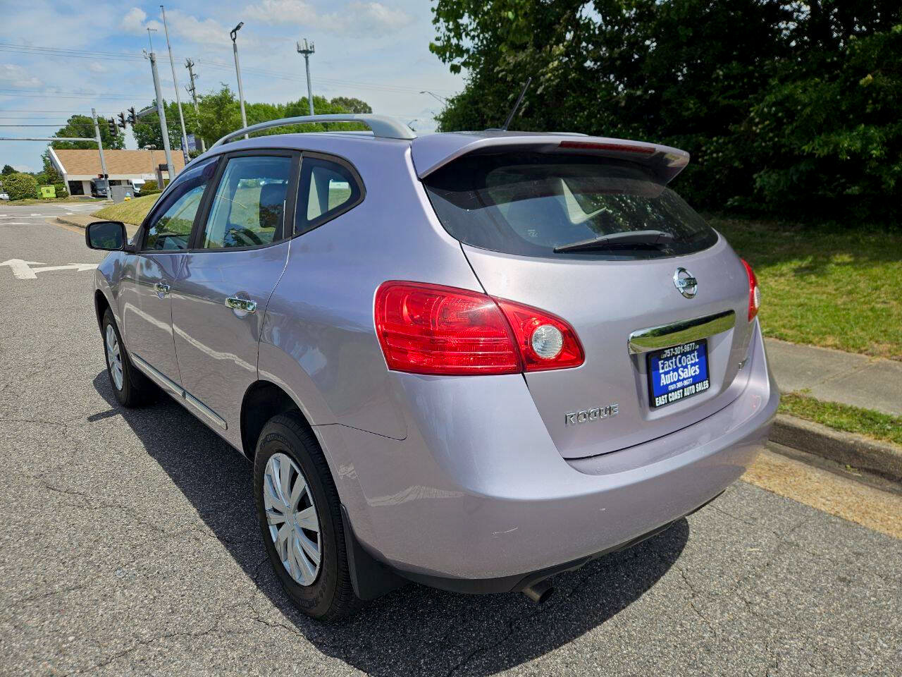 Used 2015 Nissan Rogue S w/ Convenience Package FWD image 4