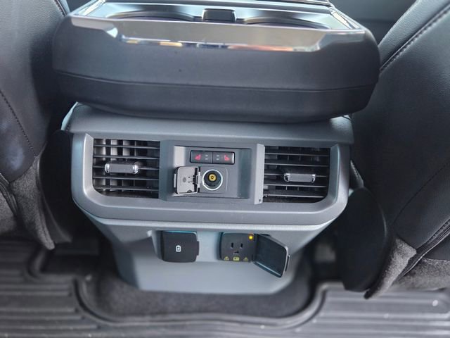 Used 2025 Ford F150 Lariat w/ Equipment Group 502A High image 17