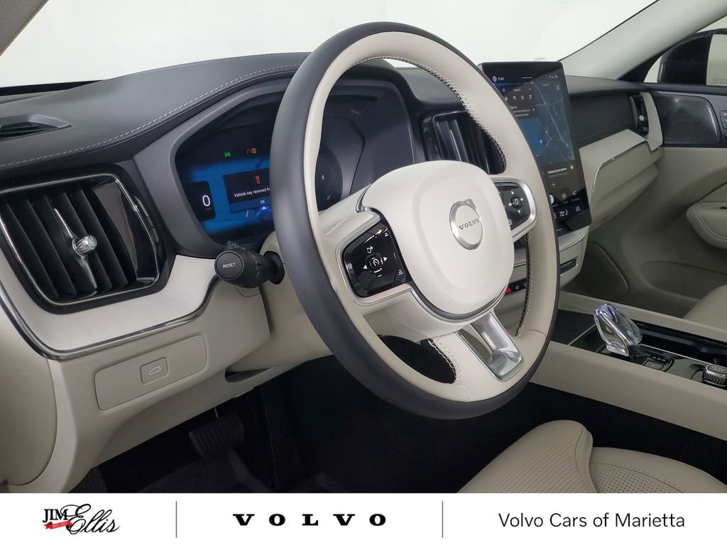 Used 2026 Volvo XC60 B5 Ultra w/ Protection Package Premier image 25