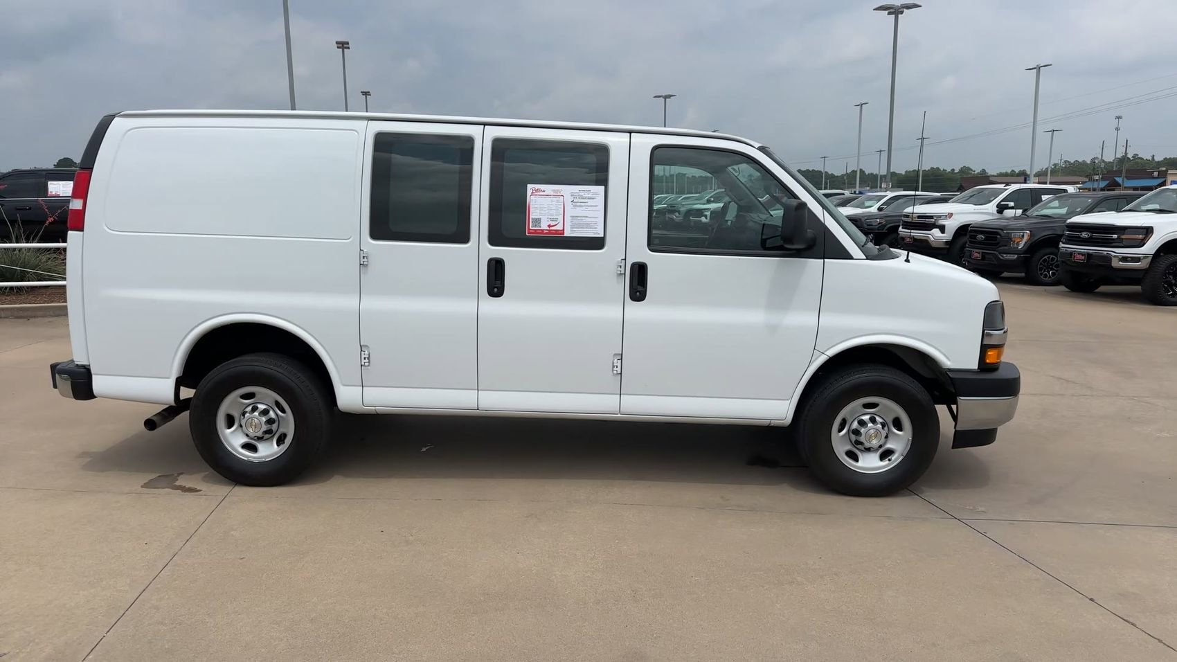 Used 2024 Chevrolet Express 2500 w/ Driver Convenience Package RWD image 2