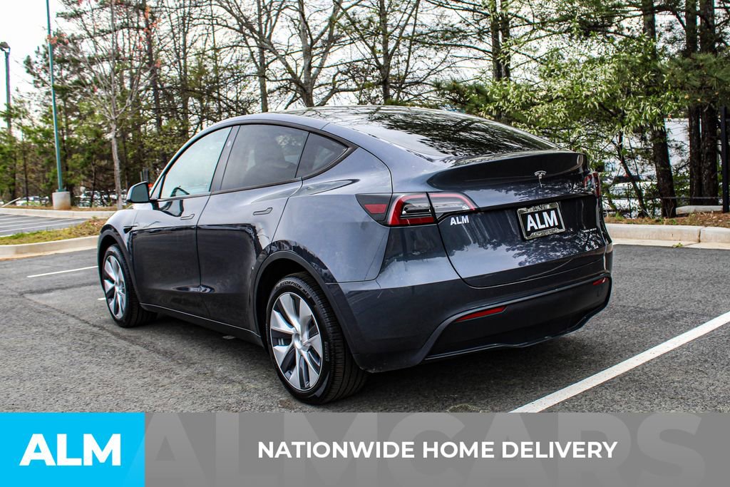 Used 2023 Tesla Model Y Long Range image 5