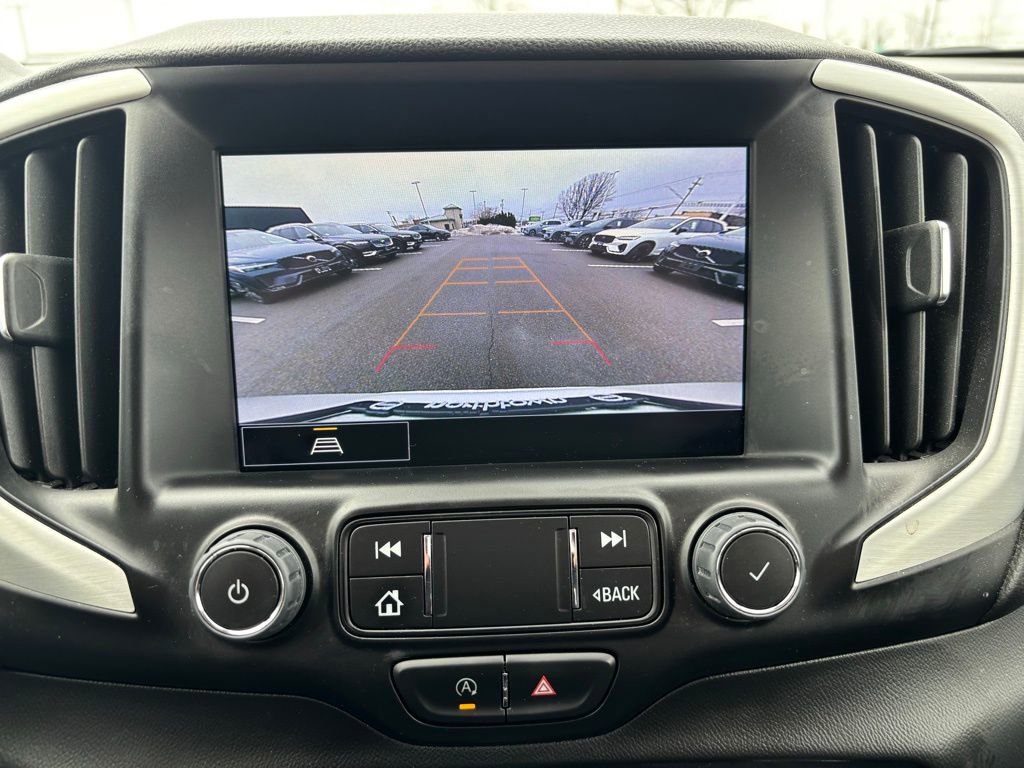 Used 2022 GMC Terrain SLT w/ Elevation Edition image 15