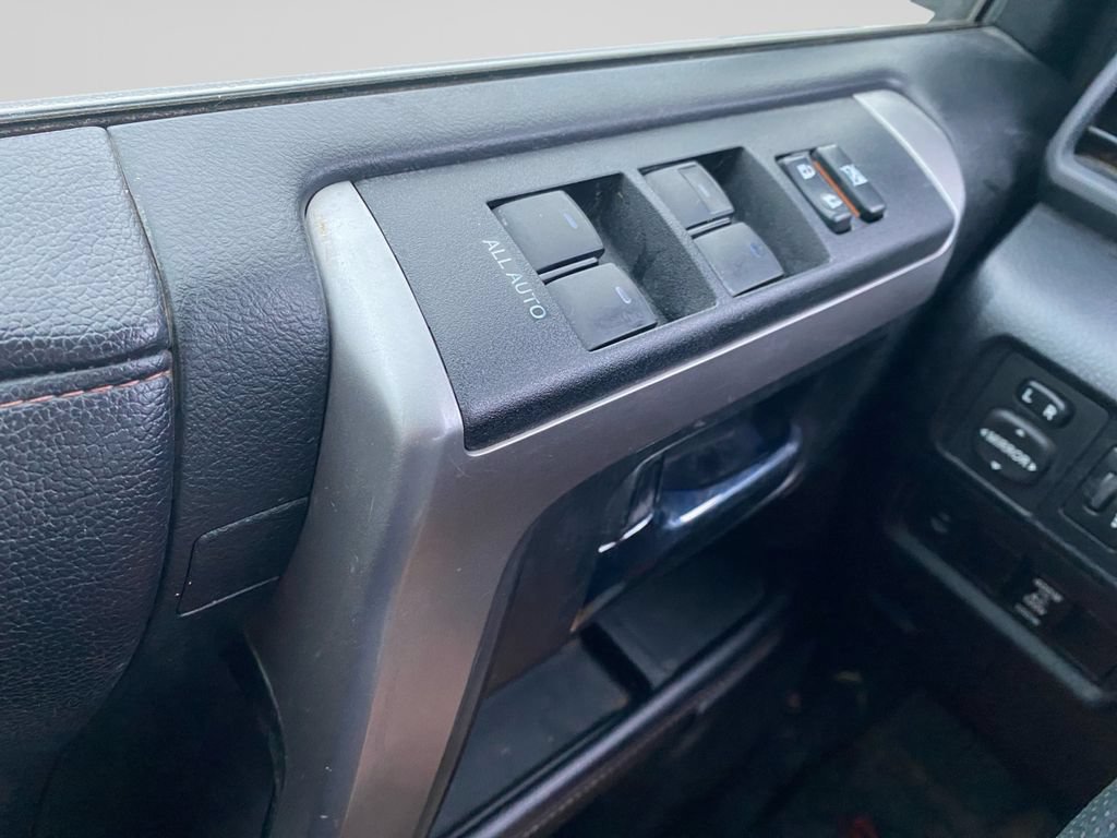 Used 2019 Toyota 4Runner Limited AWD/4WD image 9
