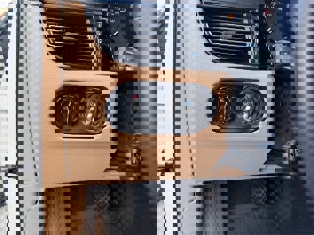 Used 2024 Porsche Macan S image 19