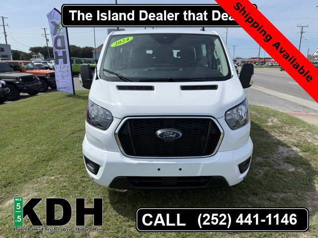 Used 2024 Ford Transit 350 XLT image 2