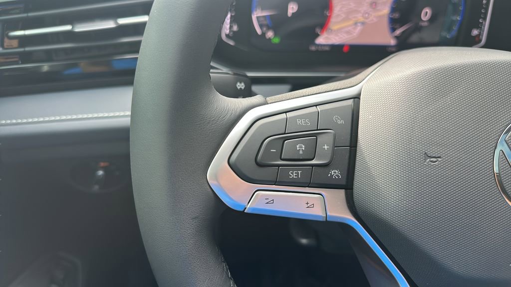 New 2026 Volkswagen Jetta SEL image 32