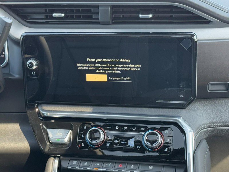 New 2026 GMC Sierra 3500 Denali w/ Denali Reserve Package image 9