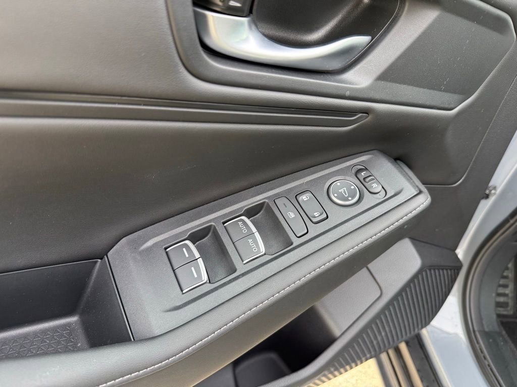 Used 2025 Honda Accord Sport image 11