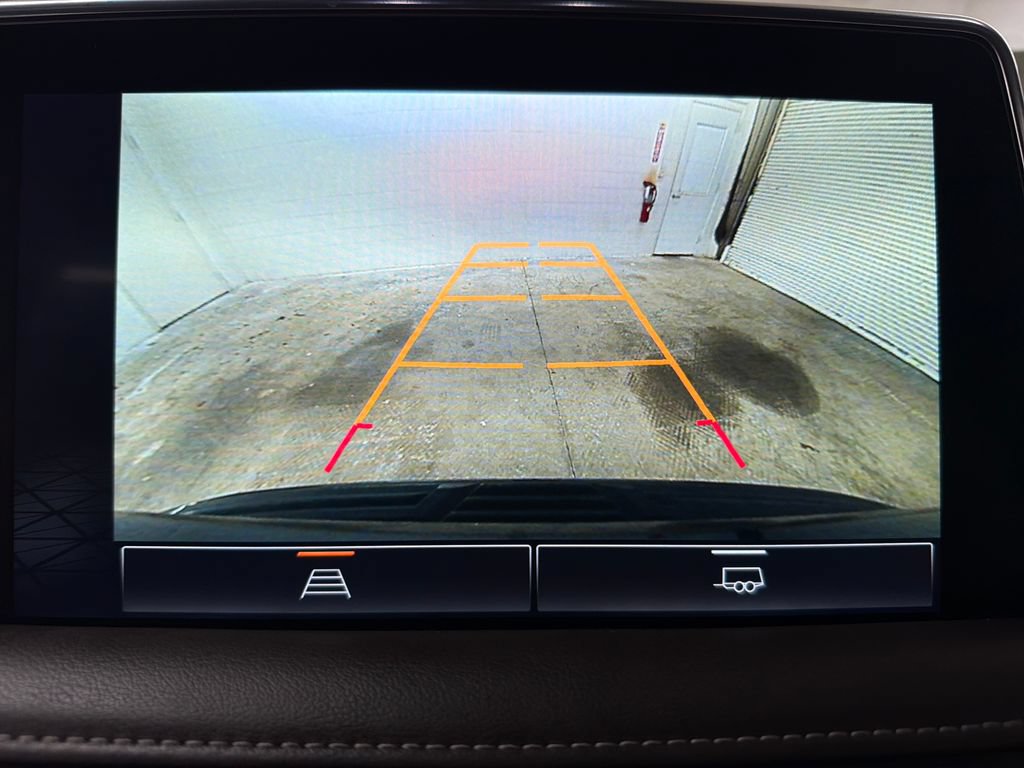 Used 2023 GMC Yukon XL SLT RWD image 27
