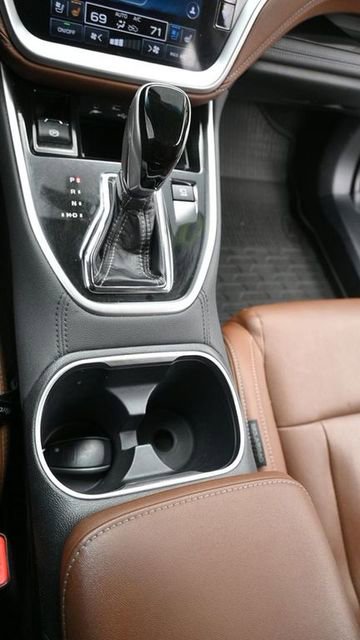 Used 2021 Subaru Outback Touring XT image 19