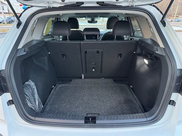 Certified 2024 Volkswagen Taos SE w/ Panoramic Sunroof Package image 19