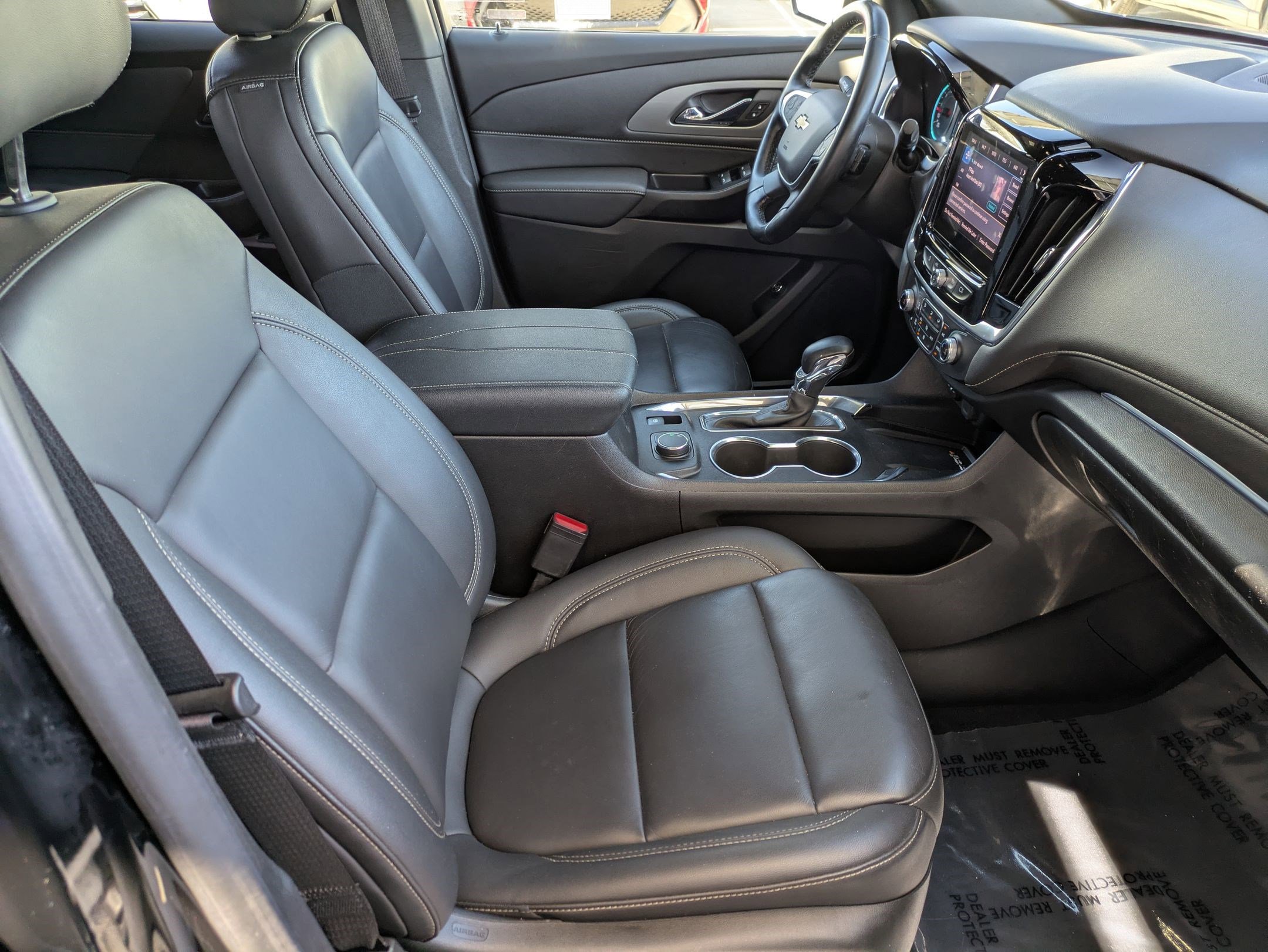 Used 2023 Chevrolet Traverse LT FWD image 27