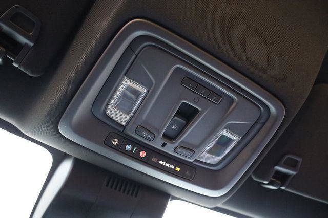 Used 2023 Chevrolet Silverado 1500 High Country w/ Technology Package image 36