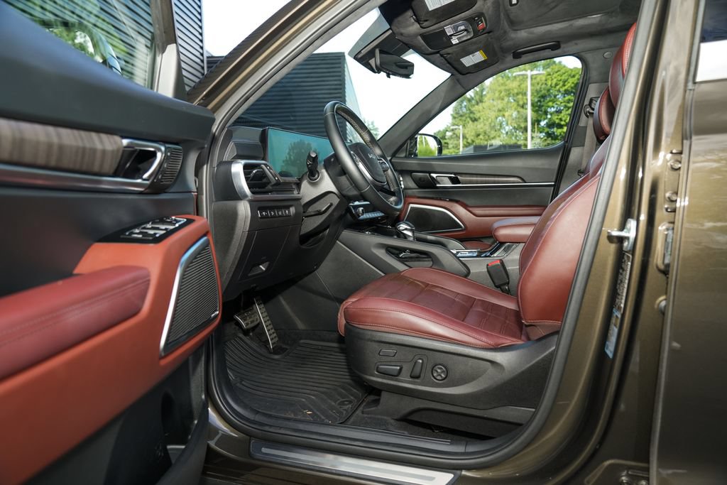 Used 2023 Kia Telluride SX Prestige AWD/4WD image 19