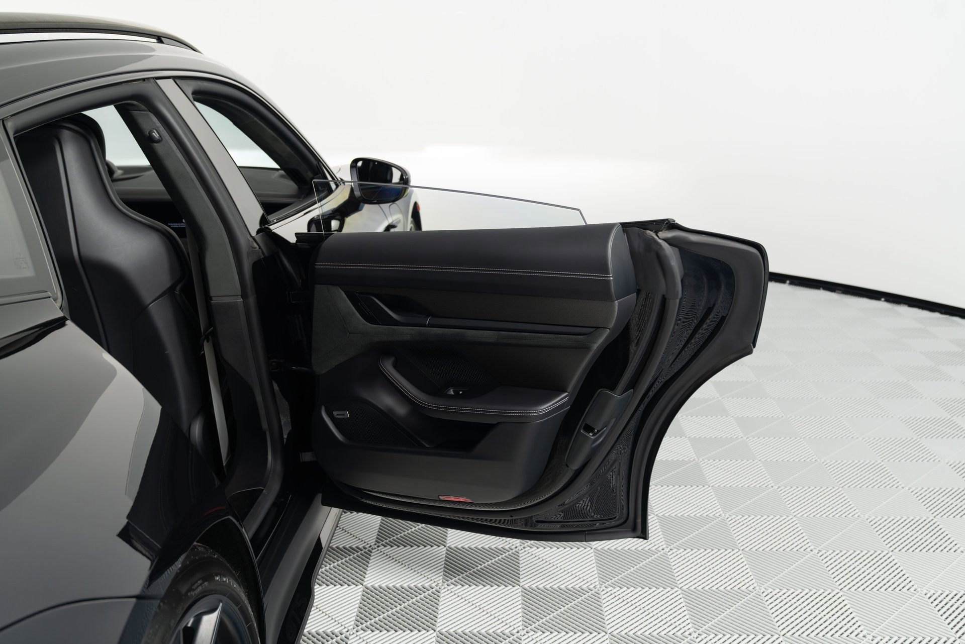 Used 2024 Porsche Taycan GTS AWD/4WD image 21