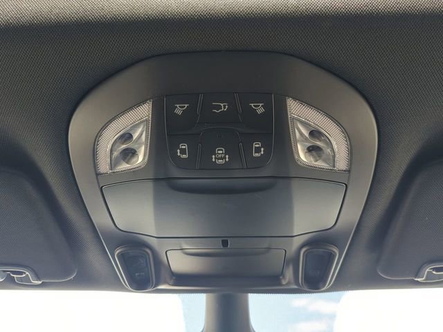 New 2027 Chrysler Pacifica Limited FWD image 26