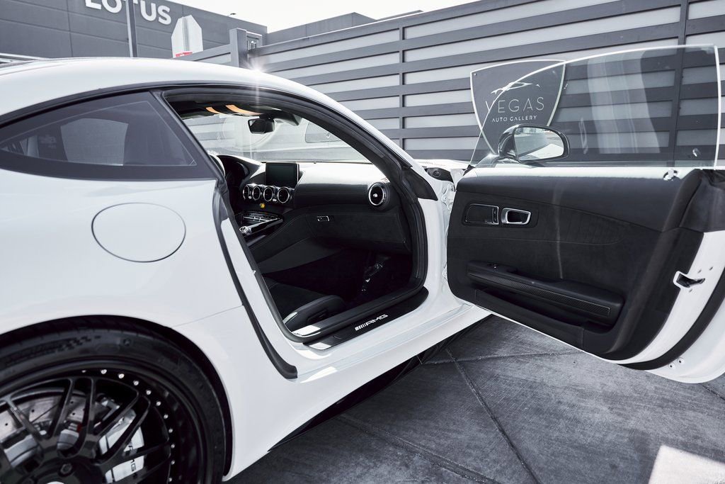 Used 2018 Mercedes-Benz AMG GT R image 37