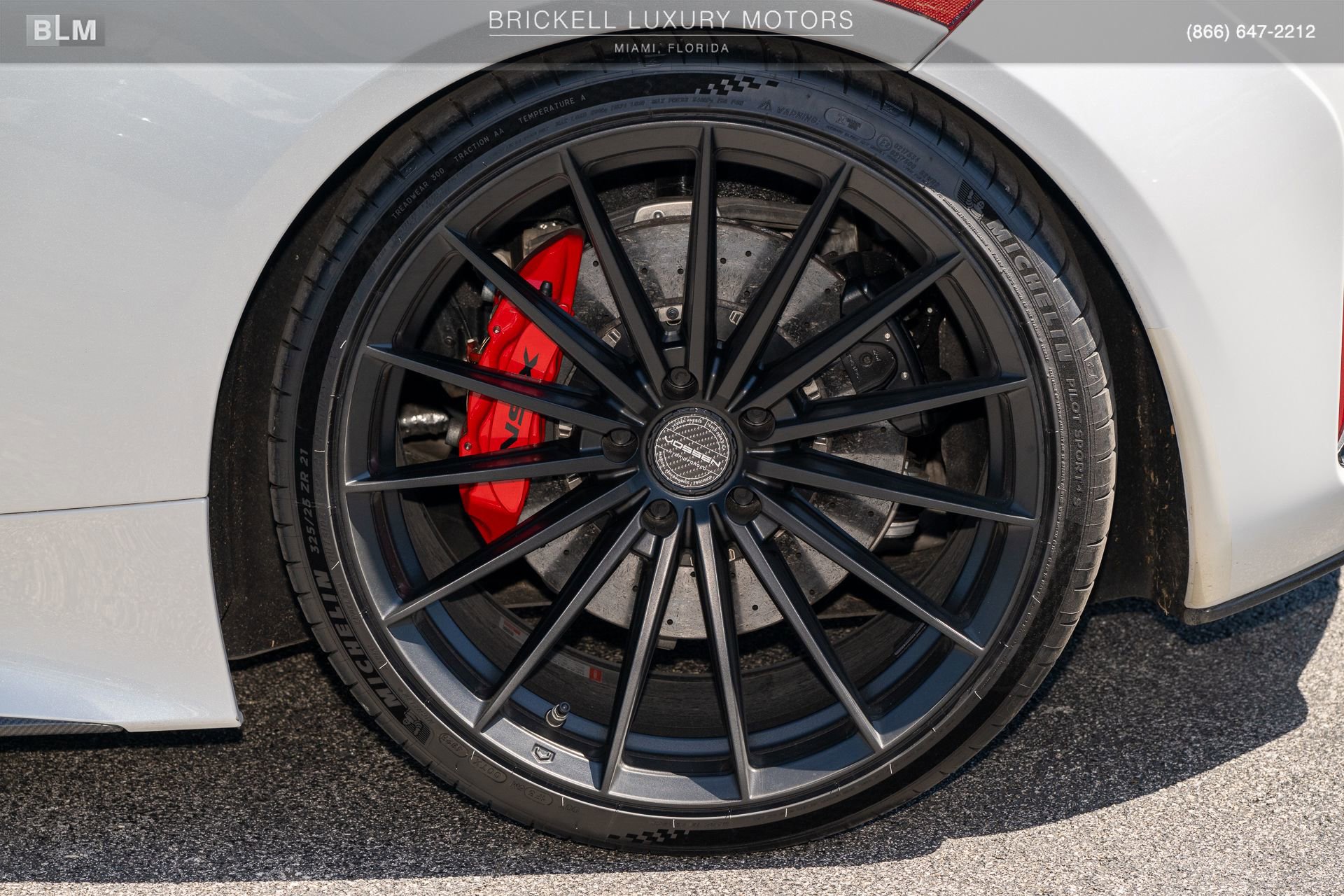 Used 2017 Acura NSX image 32