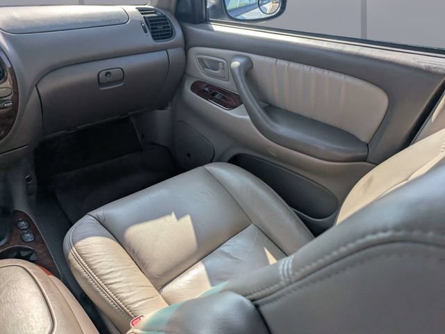 Used 2006 Toyota Sequoia Limited AWD/4WD image 17