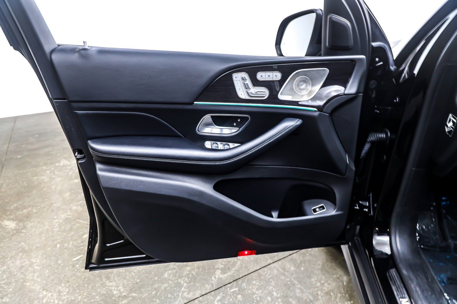 Used 2021 Mercedes-Benz GLS 450 4MATIC image 20