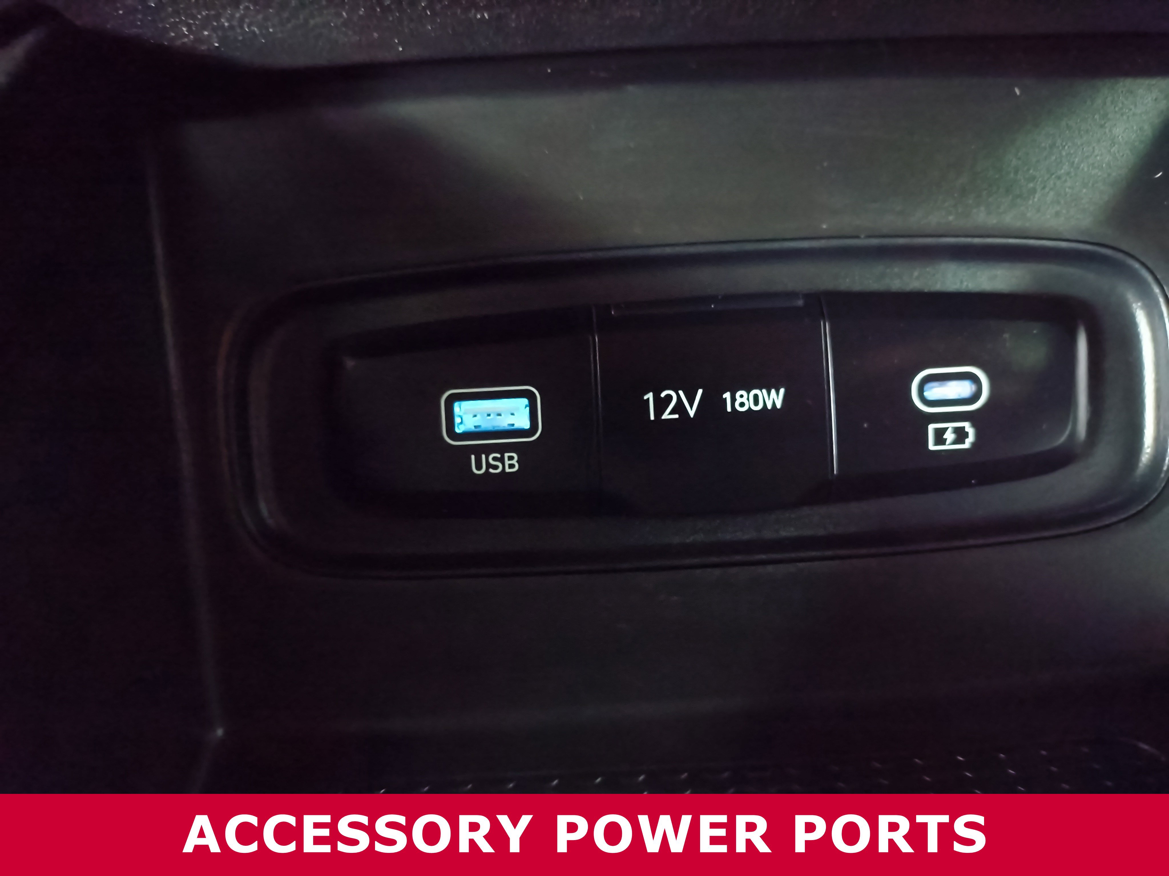 Used 2024 Hyundai Venue SE image 21