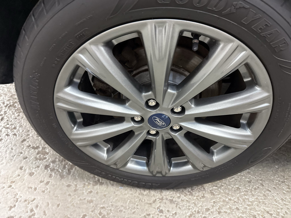 Used 2018 Ford Escape Titanium AWD/4WD image 35